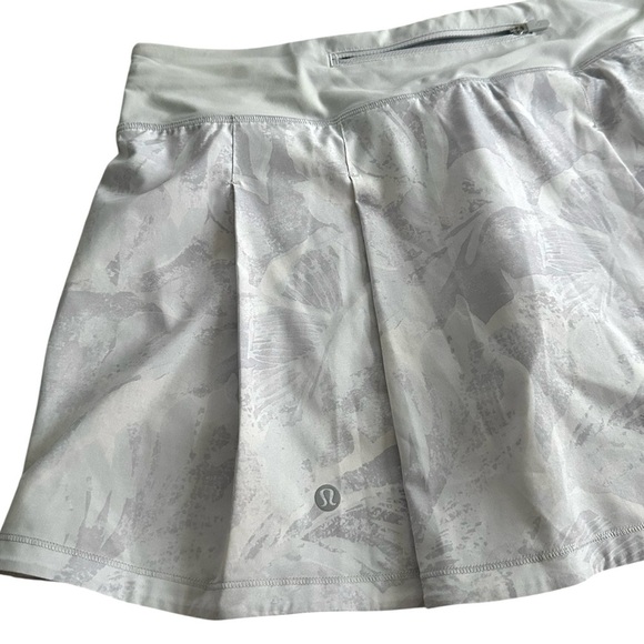 Lululemon Pace Rival Skirt *No Panels SZ 6 - Picture 4 of 6